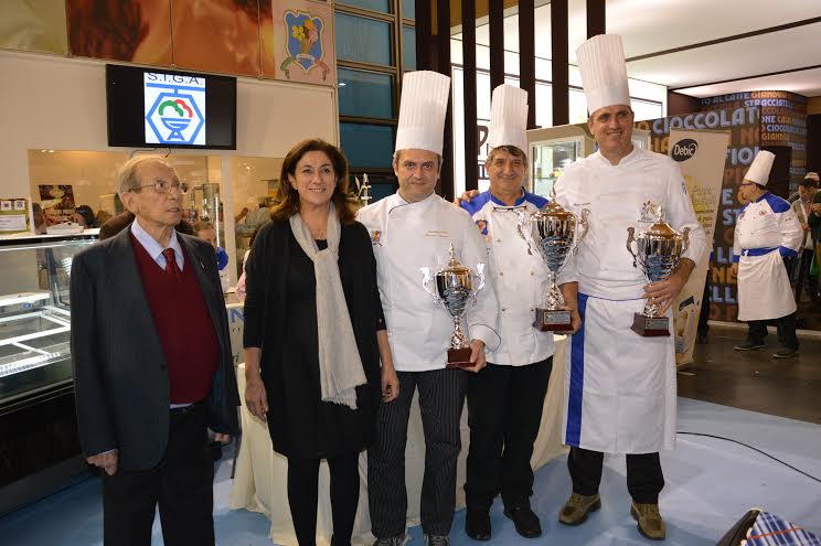 Il catanzarese Antonio Cosentino premiato al Sigep di Rimini per l’eccellenza delle torte di gelato