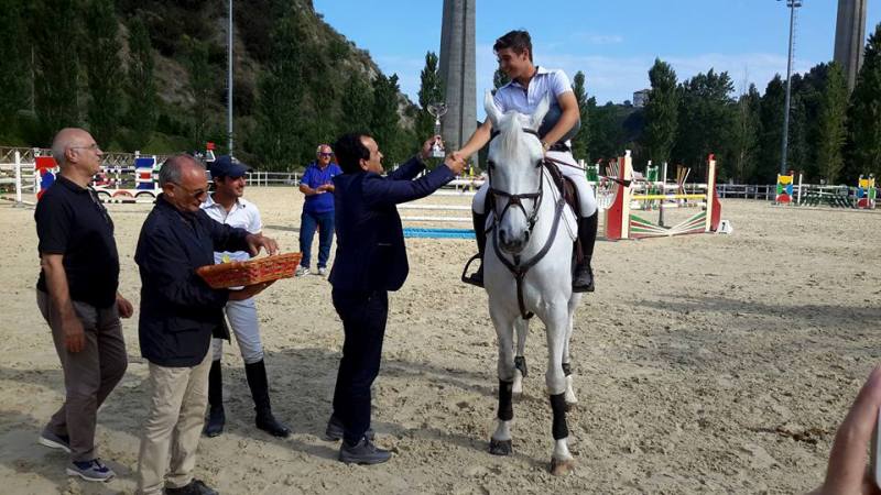 Il presidente della Provincia di Catanzaro, Enzo Bruno, al Centro Ippico Valle dei Mulini