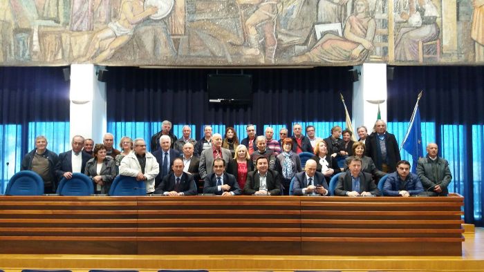 Provincia di Catanzaro, il saluto di Enzo Bruno a 45 dipendenti che stanno per andare in pensione