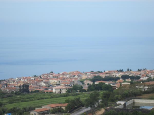 Acqua, Nicodemo Oliverio: “Rischi per salute a Santa Domenica di Ricadi”