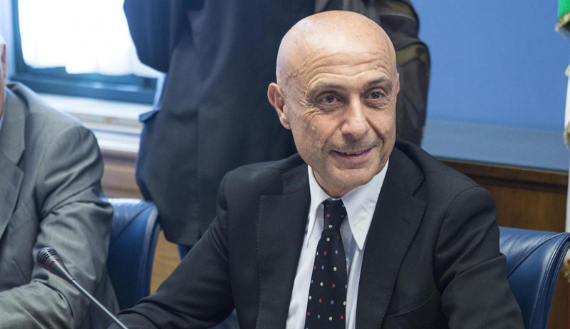 Il Pd di Catanzaro: Minniti si candidi in Calabria