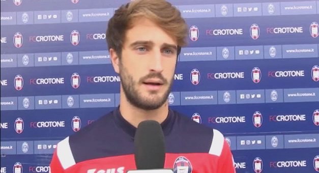 Calcio, serie B/ Momento difficile per il Crotone, Barberis: “Proveremo a rialzarci a Palermo”