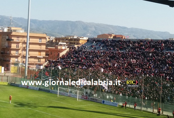 Reggina, ridotta la penalizzazione di 4 punti, ora i playoff non sono utopia