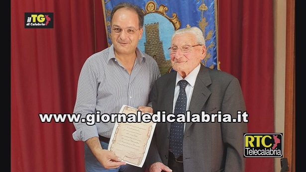 Soldato a Chiaravalle nel 1943, Rosario Leopoldo torna per festeggiare i suoi 98 anni