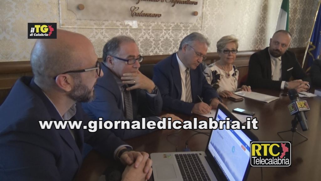 Catanzaro, presentata la piattaforma informatica per la locazione degli immobili commerciali