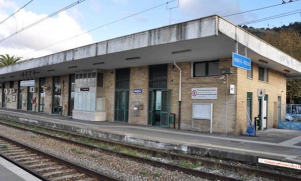 Fs, Mirabello: “Scongiurare la chiusura della biglietteria della stazione Vibo-Pizzo”