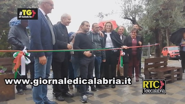 Settingiano, inaugurata Convivenza Carolea, un co-housing sociale per persone con fragilità mentale