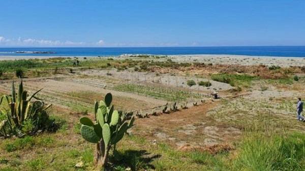 Paola/ Sequestrata area demaniale marittima in località “Pennelli”