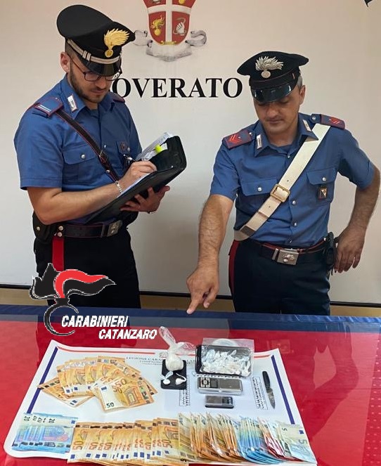 Gasperina/ Cocaina occultata nel barbecue, un arresto dei carabinieri