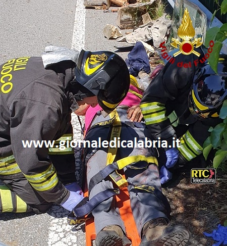 Incidente stradale sulla Sp 26 in contrada Granaro a Sorbo San Basile