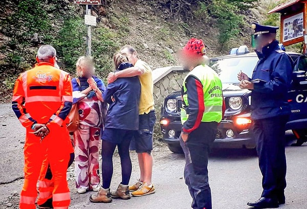 Bloccata sul Pollino, escursionista salvata dal Soccorso Alpino