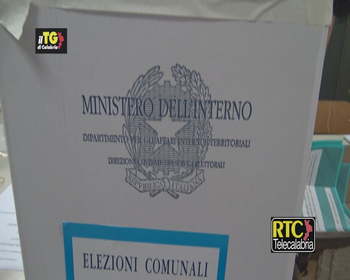 In Calabria si vota anche per 82 Comuni, c’è pure Cosenza