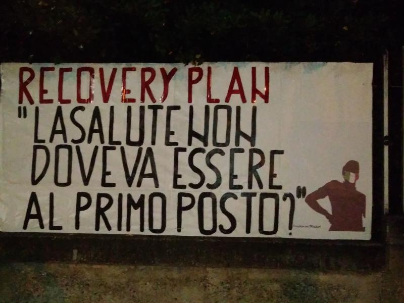 Mascherine Tricolori contro il Recovery Plan: “La salute non doveva essere al primo posto?”