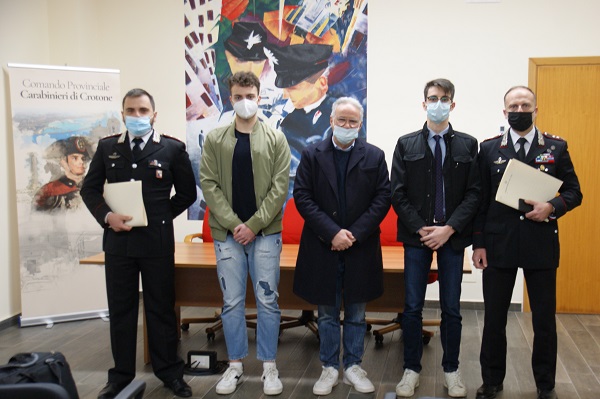 Iniziativa della Consulta provinciale degli studenti di Crotone in ricordo dell’Ambasciatore Attanasio e del Carabiniere Iacovacci 