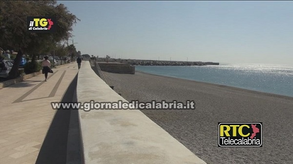 Catanzaro, per il ponte di Pasqua chiuso anche il lungomare oltre a parchi e pinete