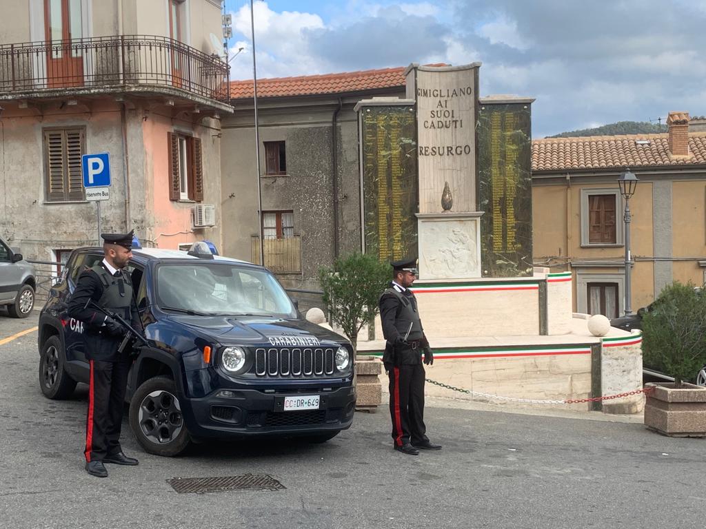 Gimigliano/ Avrebbe incendiato la casa del padre, arrestato un uomo con un complice