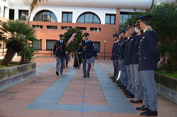 Catanzaro/ La Polizia ricorda i caduti