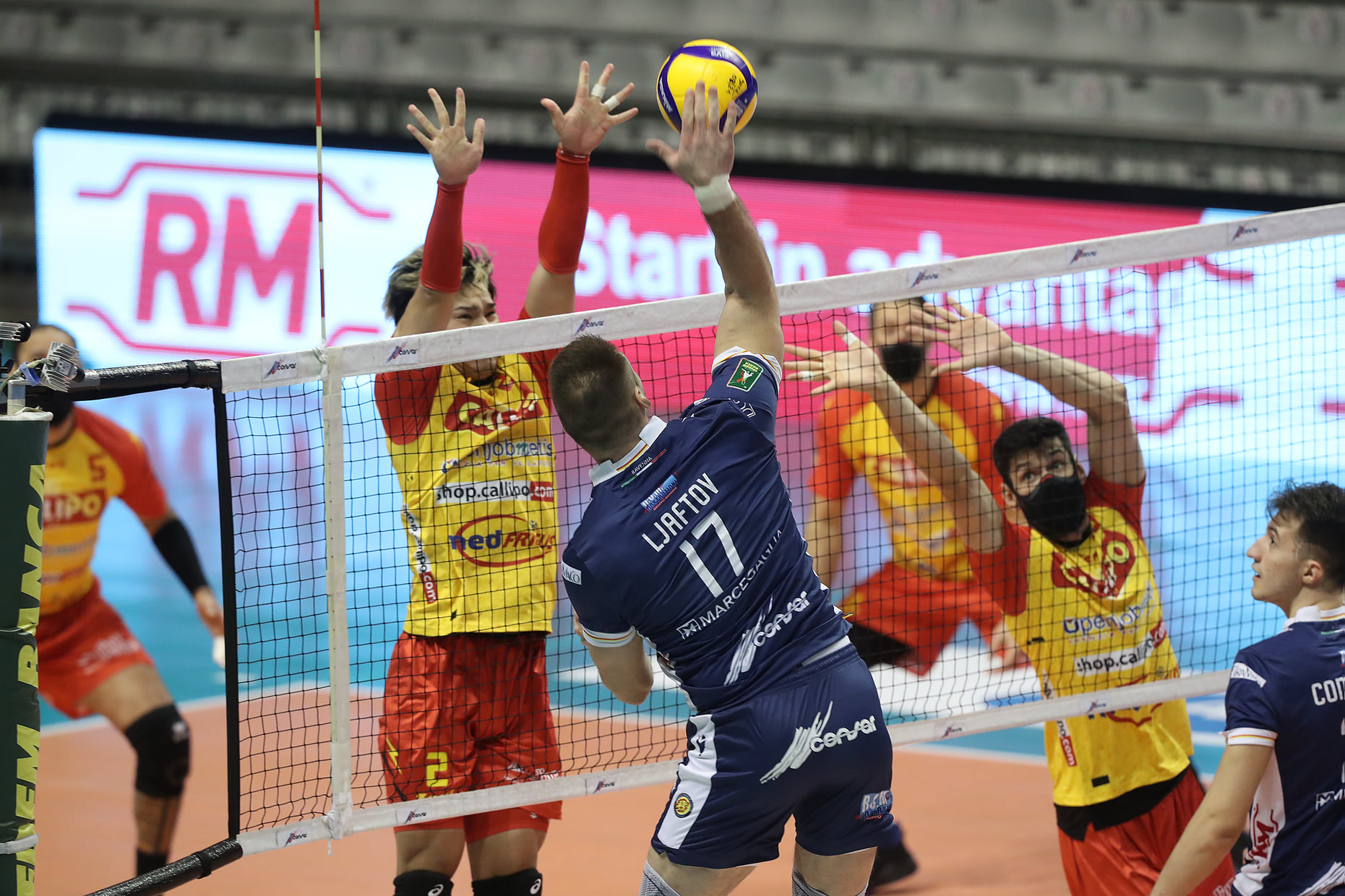 Volley/ Torna a brillare Vibo Valentia, espugnata Ravenna