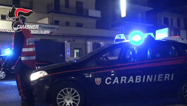 Gioia Tauro/ I Carabinieri chiudono un bar ritrovo di pregiudicati, il quarto chiuso negli ultimi 15 giorni