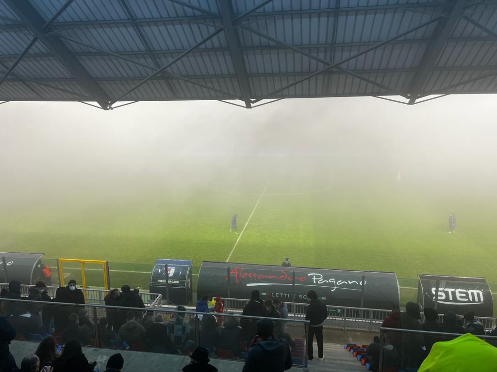 Calcio/ Vibonese-Taranto sospesa per nebbia