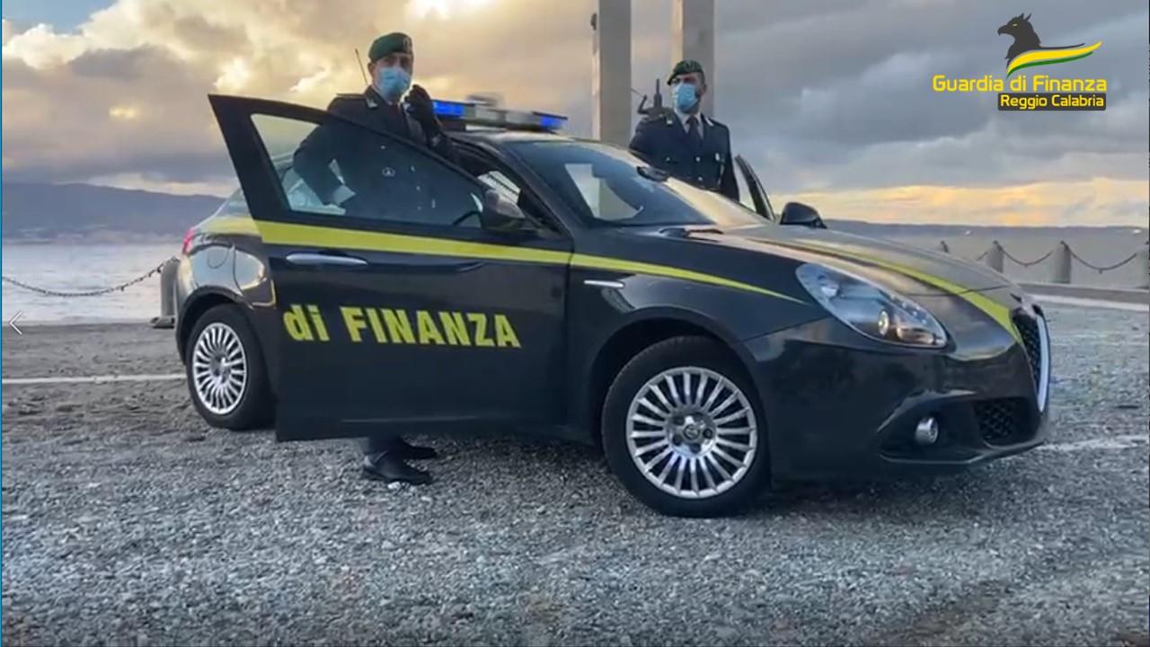 Sequestrati dalla Guardia di finanza beni per oltre 11 milioni di euro nei confronti di un imprenditore di Gioia Tauro