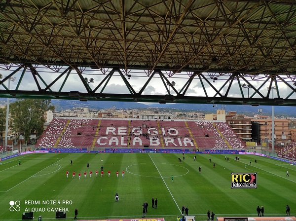 Calcio/ Derby Reggina-Cosenza, le formazioni ufficiali