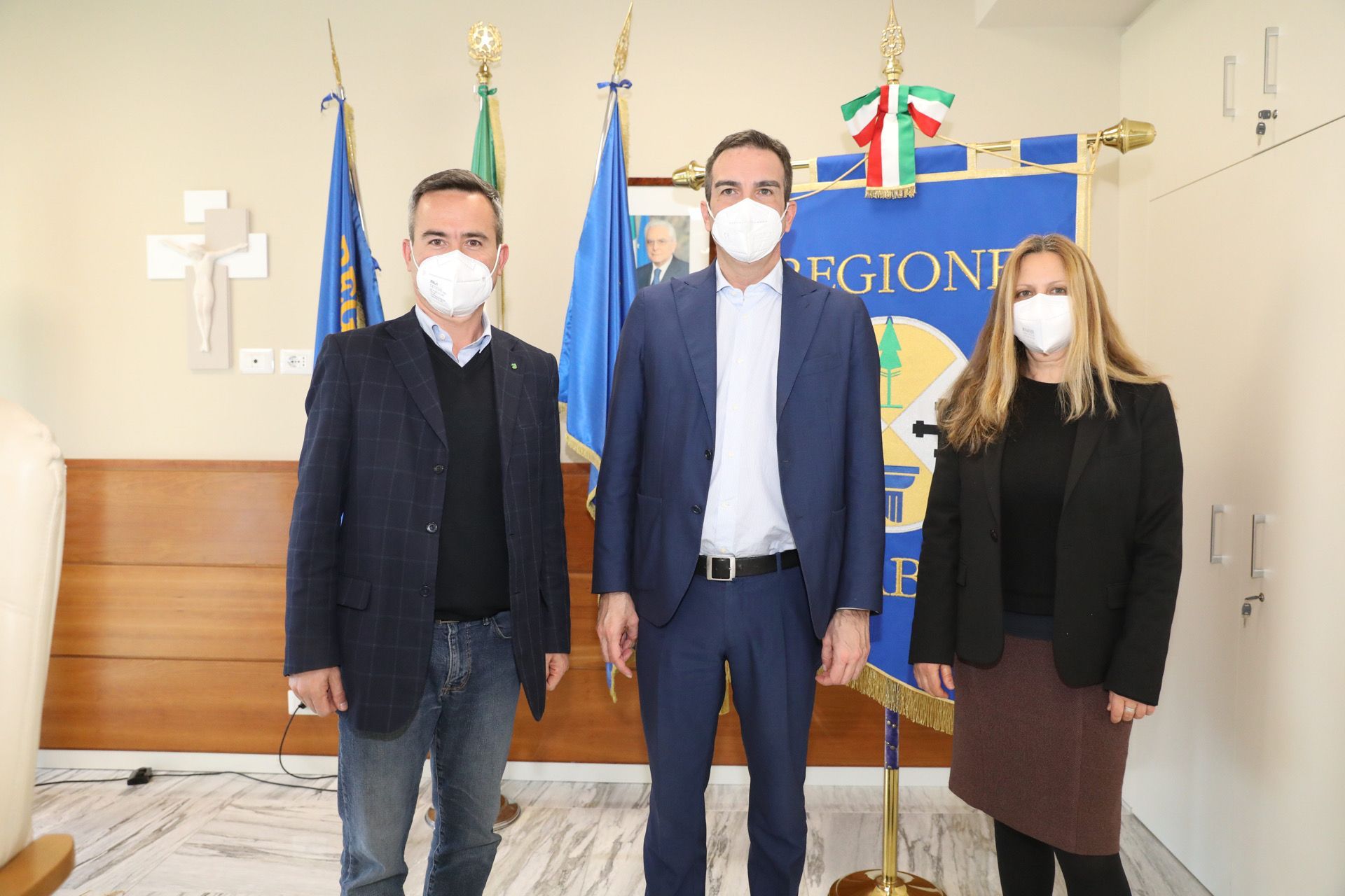 Occhiuto all’Ecoforum di Legambiente sui rifiuti: “Iniziative della Regione per far diventare piu’ “ricicloni” i Comuni calabresi