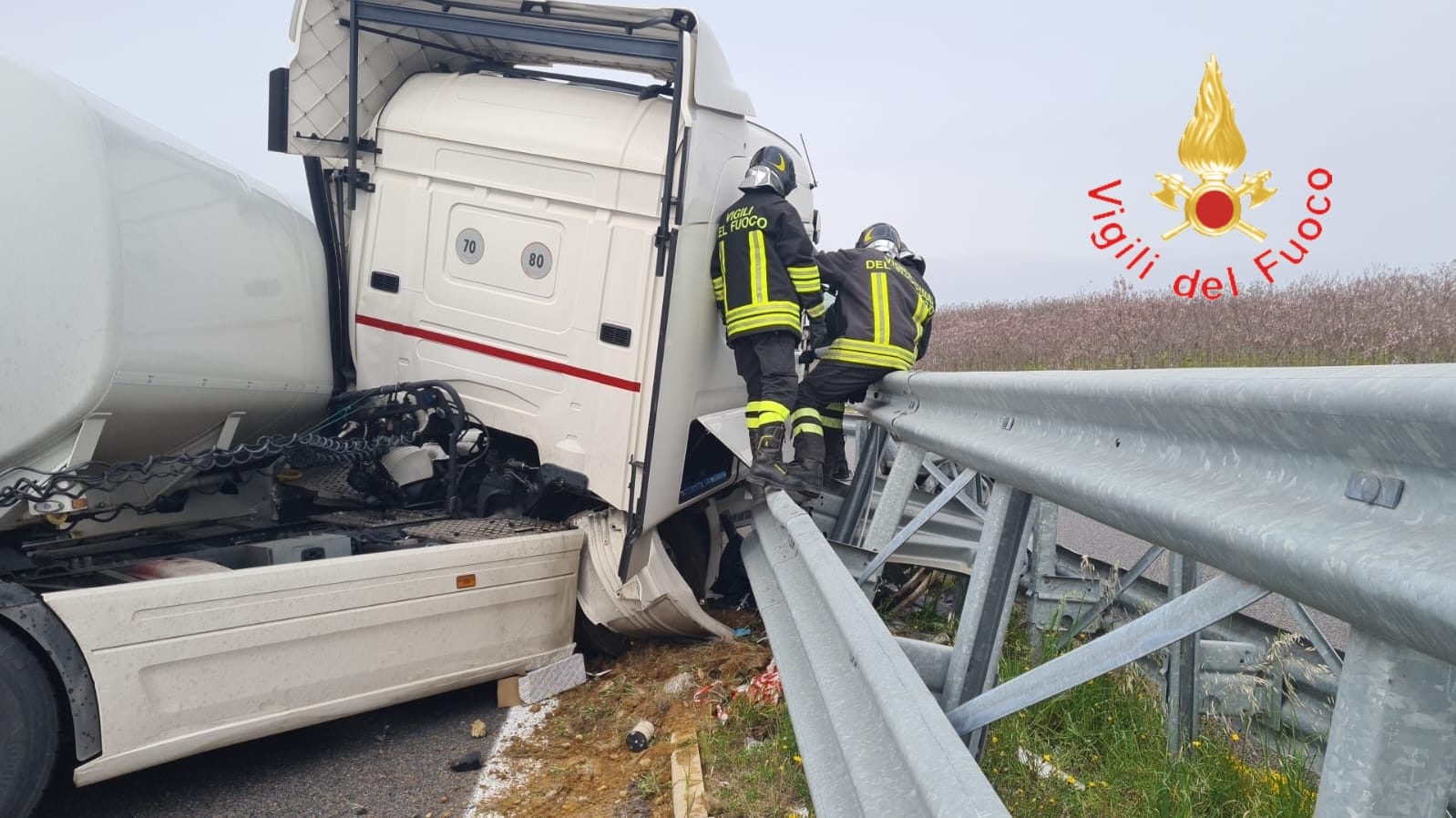 Incidente stradale sull’autostrada nei pressi dello svincolo per Pizzo in direzione sud