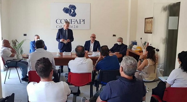 Incontro Confapi Calabria-assessore Gallo per la valorizzazione del patrimonio boschivo