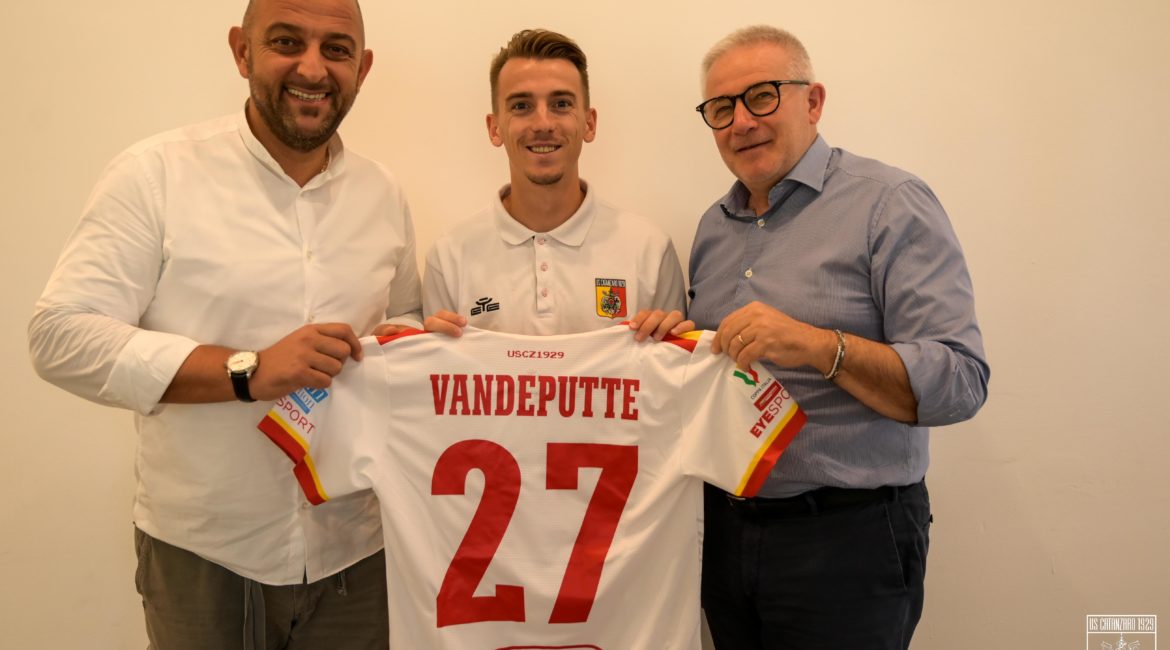 Calcio/ Ufficiale, Vandeputte è del Catanzaro. Firmato un contratto triennale