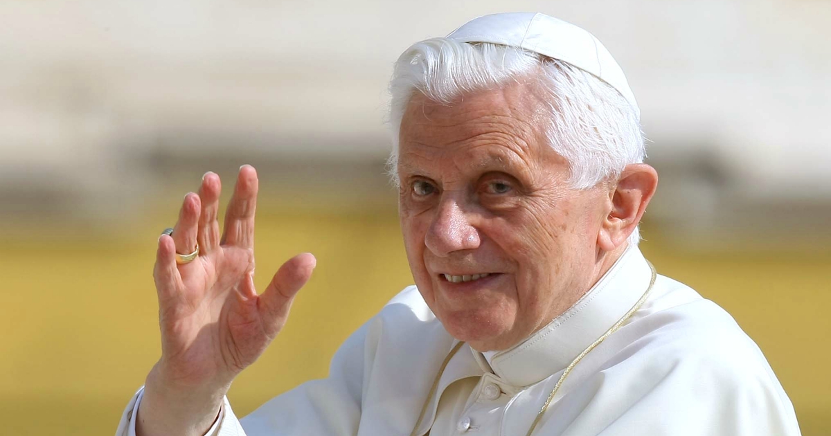 L’arcivescovo di Catanzaro Maniago ricorda Papa Benedetto XVI: “Guida autorevole e pastore umile e saggio”