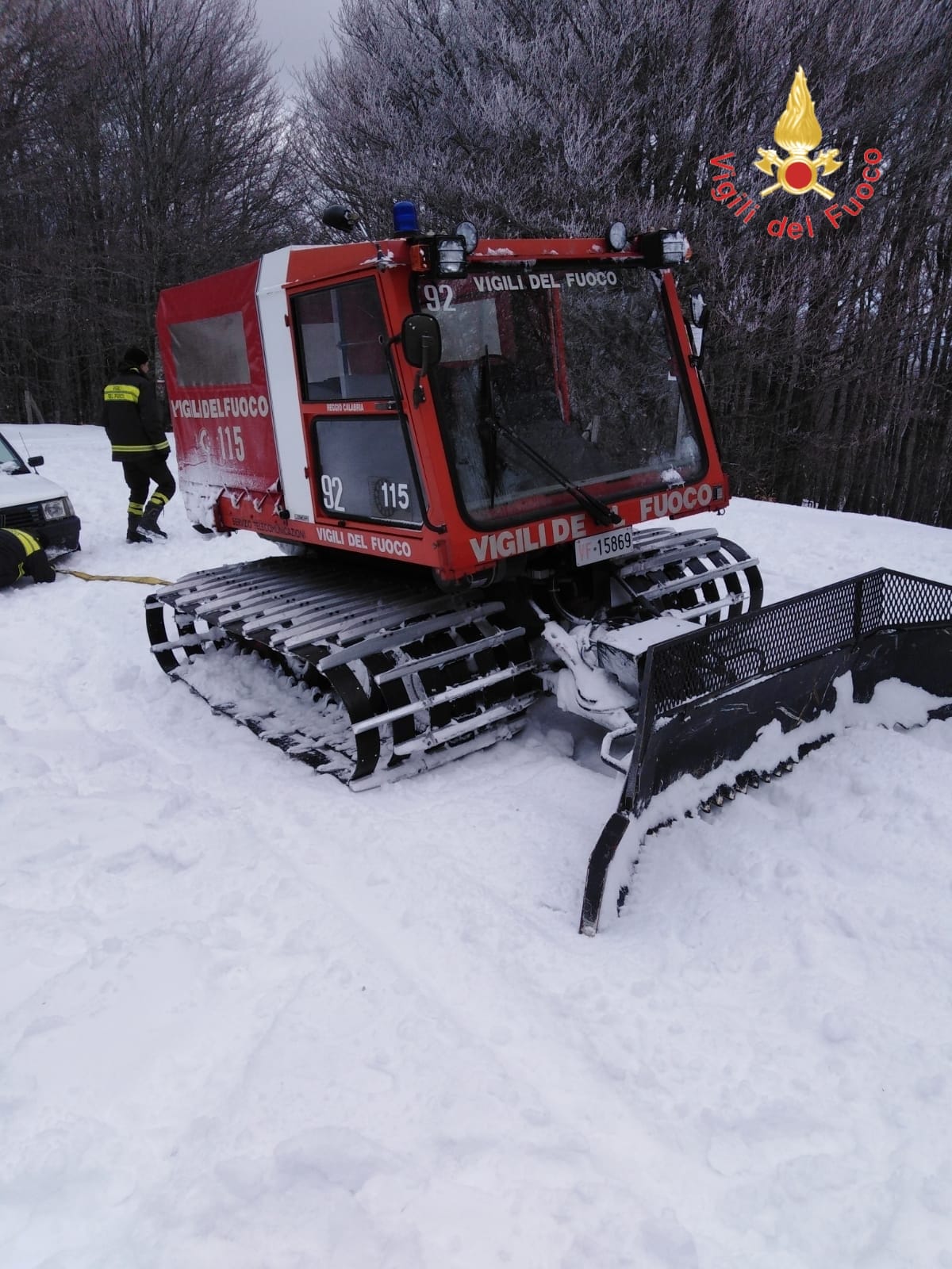 Recuperate 4 persone bloccate in Aspromonte per la neve, la loro auto si era impantanata