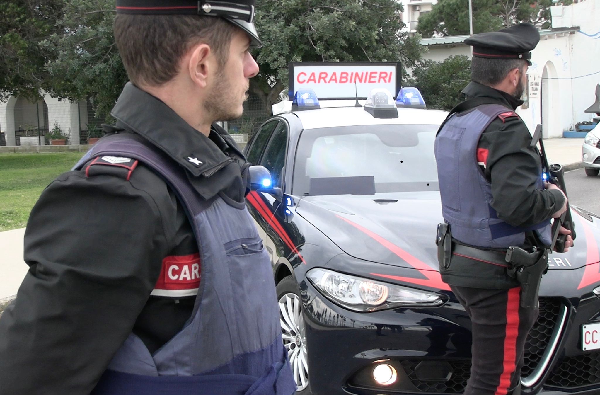 Operazione antidroga dei Carabinieri nel Soveratese: 11 indagati