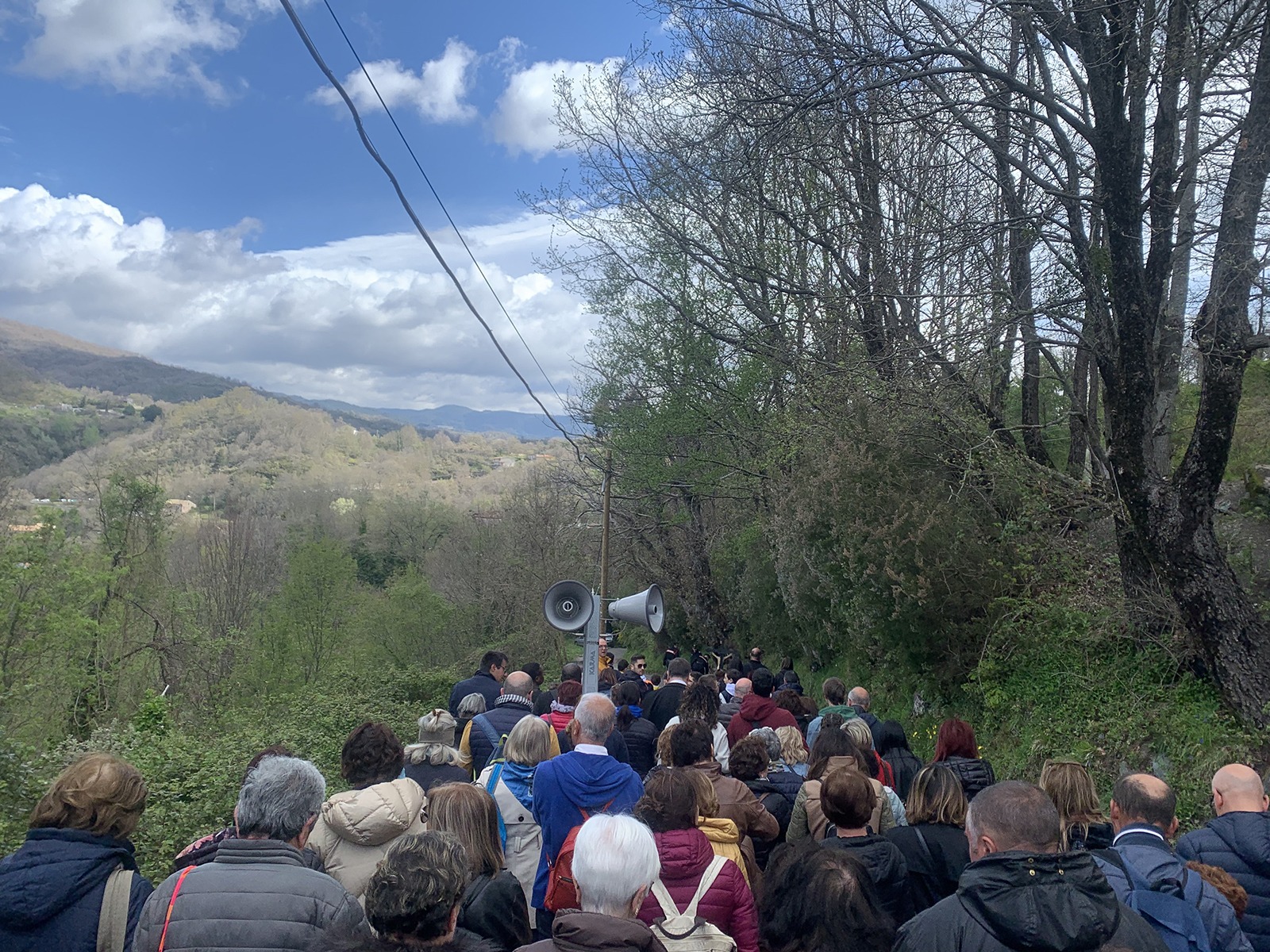 Gimigliano, in tanti per il pellegrinaggio diocesano del 25 aprile al santuario di Porto