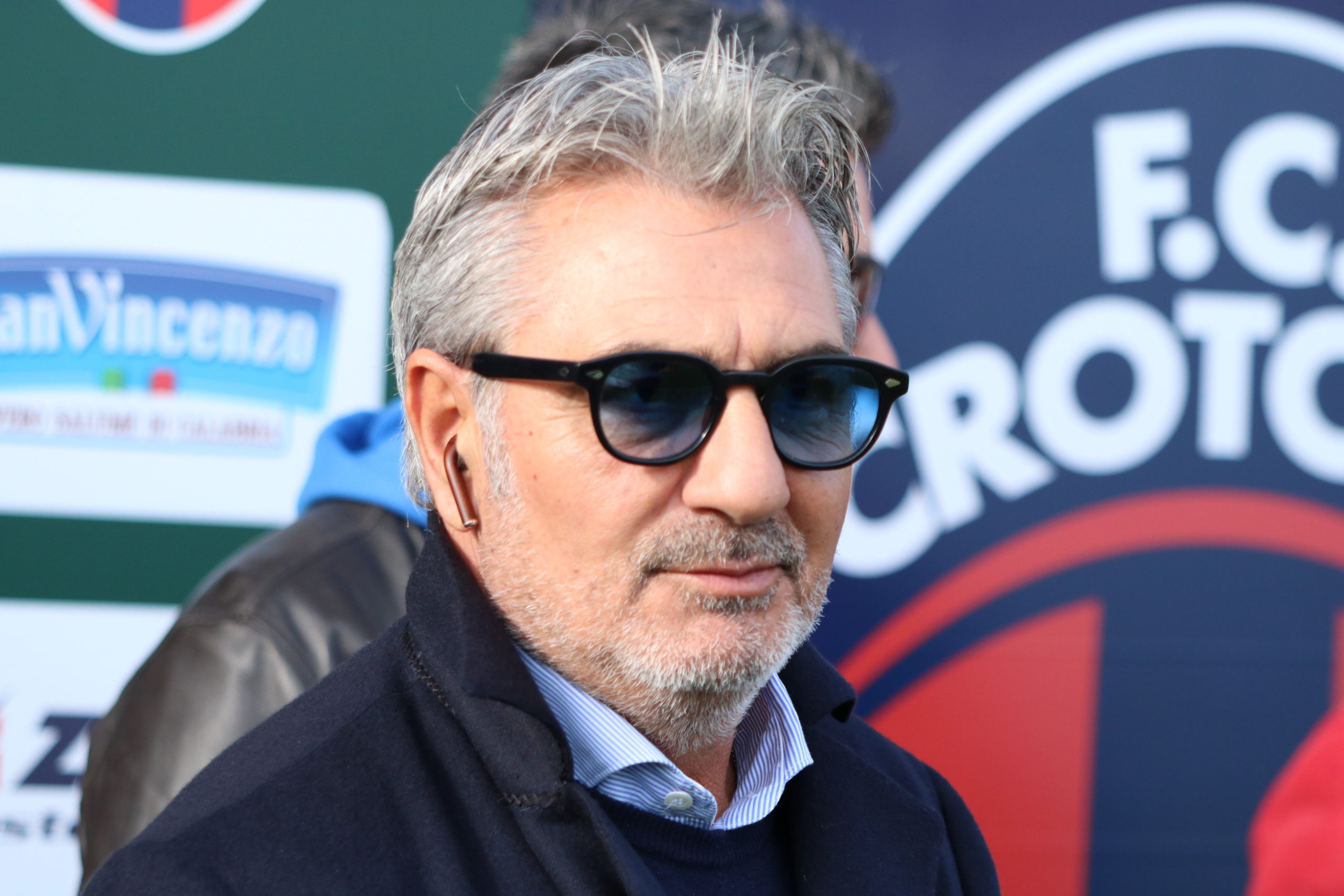 Crotone, Di Bari è il nuovo ds. Vrenna riparte: “Torneremo a fare calcio come facevamo prima e punteremo sui giovani”