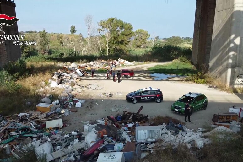 Sequestrate a Gioia Tauro due discariche abusive