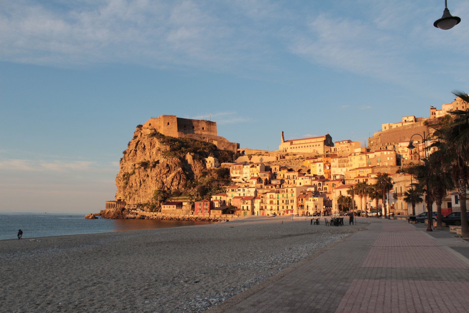 Scilla, aggredito un vigile urbano in servizio