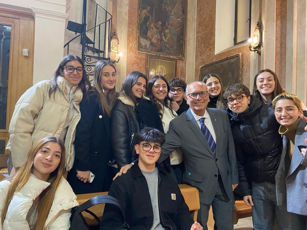 Catanzaro, gli studenti del Liceo “Siciliani” al convegno “Medioevo sconosciuto” organizzato dal Rotary Club