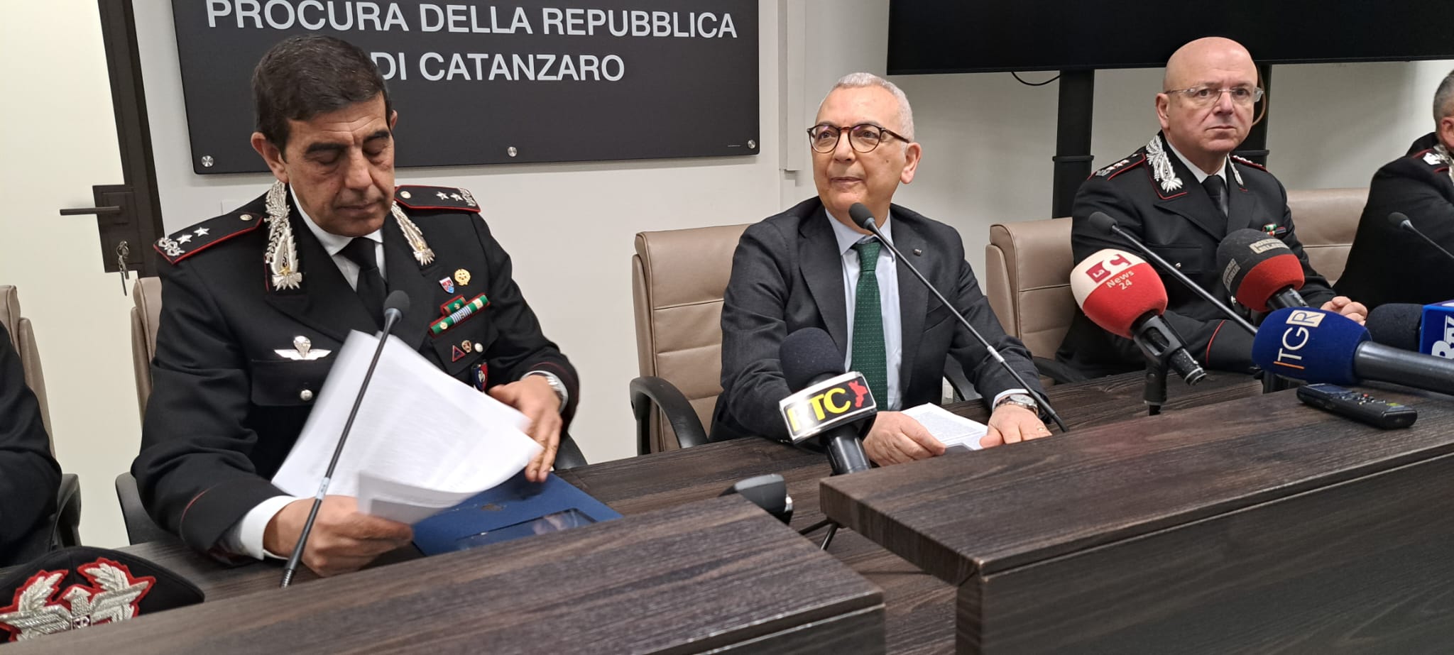 Operazione “Scirocco” contro i reati ambientali, gli inquirenti: “Era un sistema illegale organizzato”