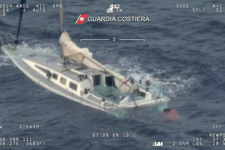 Naufragio nel mar Jonio, recuperati altri 9 corpi