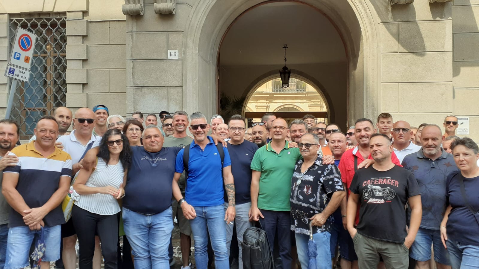 Catanzaro, manifestazione dei lavoratori Sieco a rischio licenziamento e dimensionamento (FOTO E VIDEO)