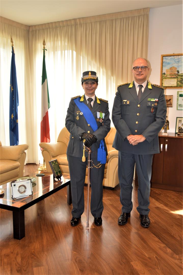 Gdf di Cosenza: per la prima volta arriva una donna al comando del “Gruppo”