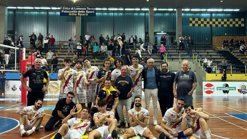 Volley Serie C, seconda vittoria consecutiva per Catanzaro che passa 3 a 1 al PalaSparti di Lamezia