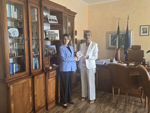 Crotone, visita dell’ambasciatore del Kosovo in Prefettura