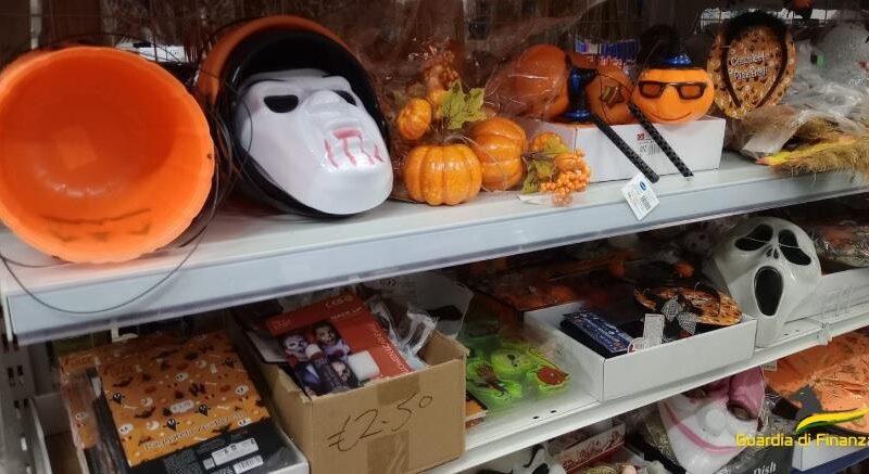 Halloween, la Guardia di finanza di Cosenza sequestra 30.000 prodotti illegali